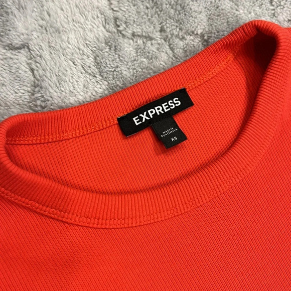 EXPRESS Red Ribbed Knit Body Contouring Ruffled Short Sleeve Blouse / Women’s XS - Picture 4 of 6